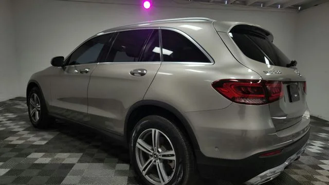 2021 Mercedes-Benz GLC GLC300 - Photo 6
