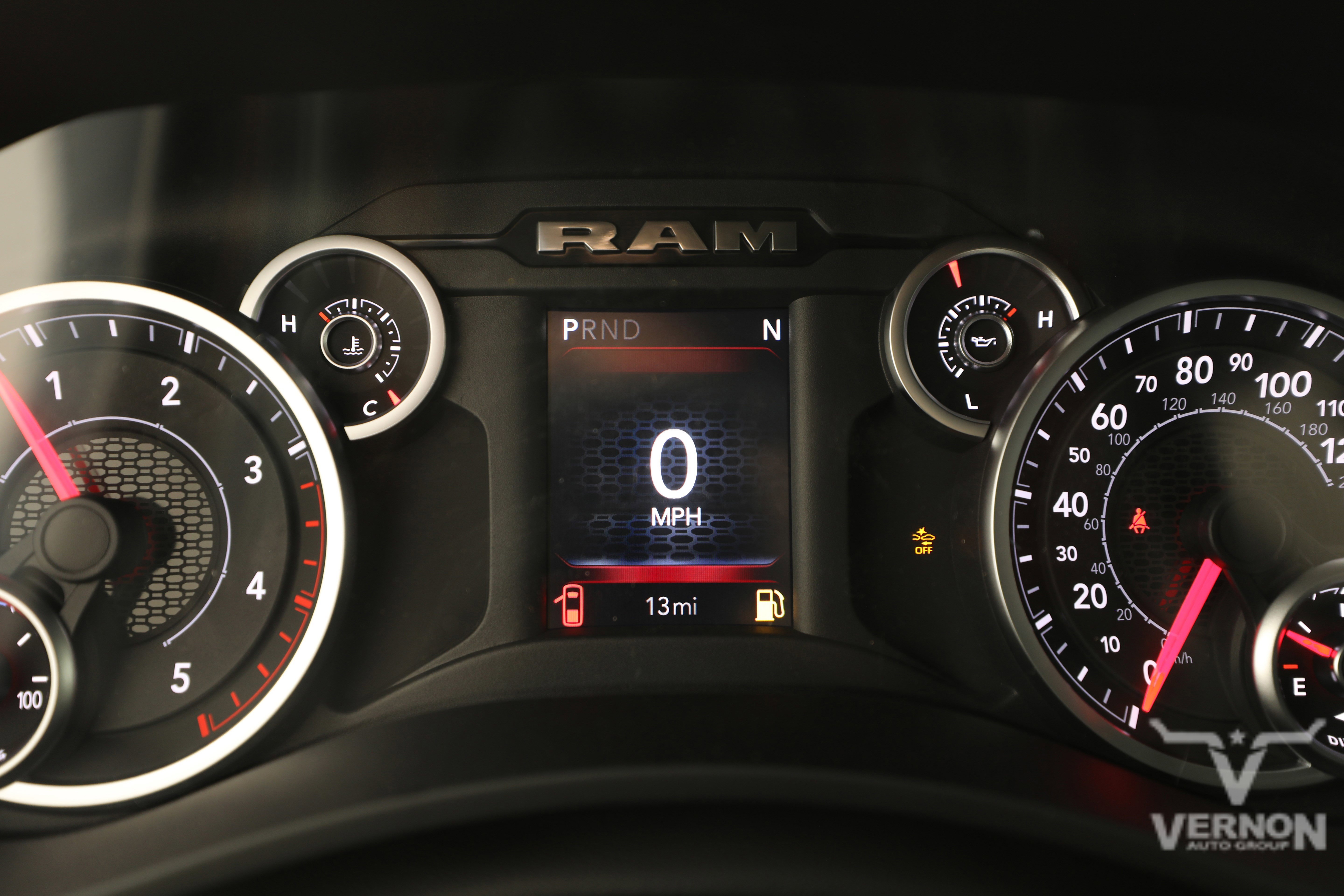 New 2026 Diamond Black Crystal Pearlcoat Ram N image 20