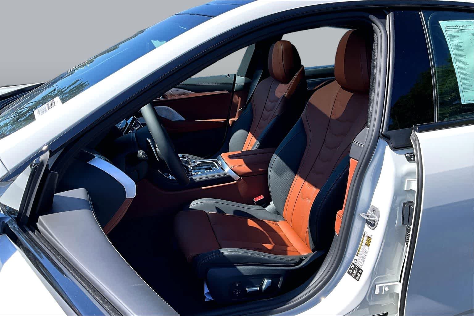 2026 BMW 8 Series 840i - Photo 9