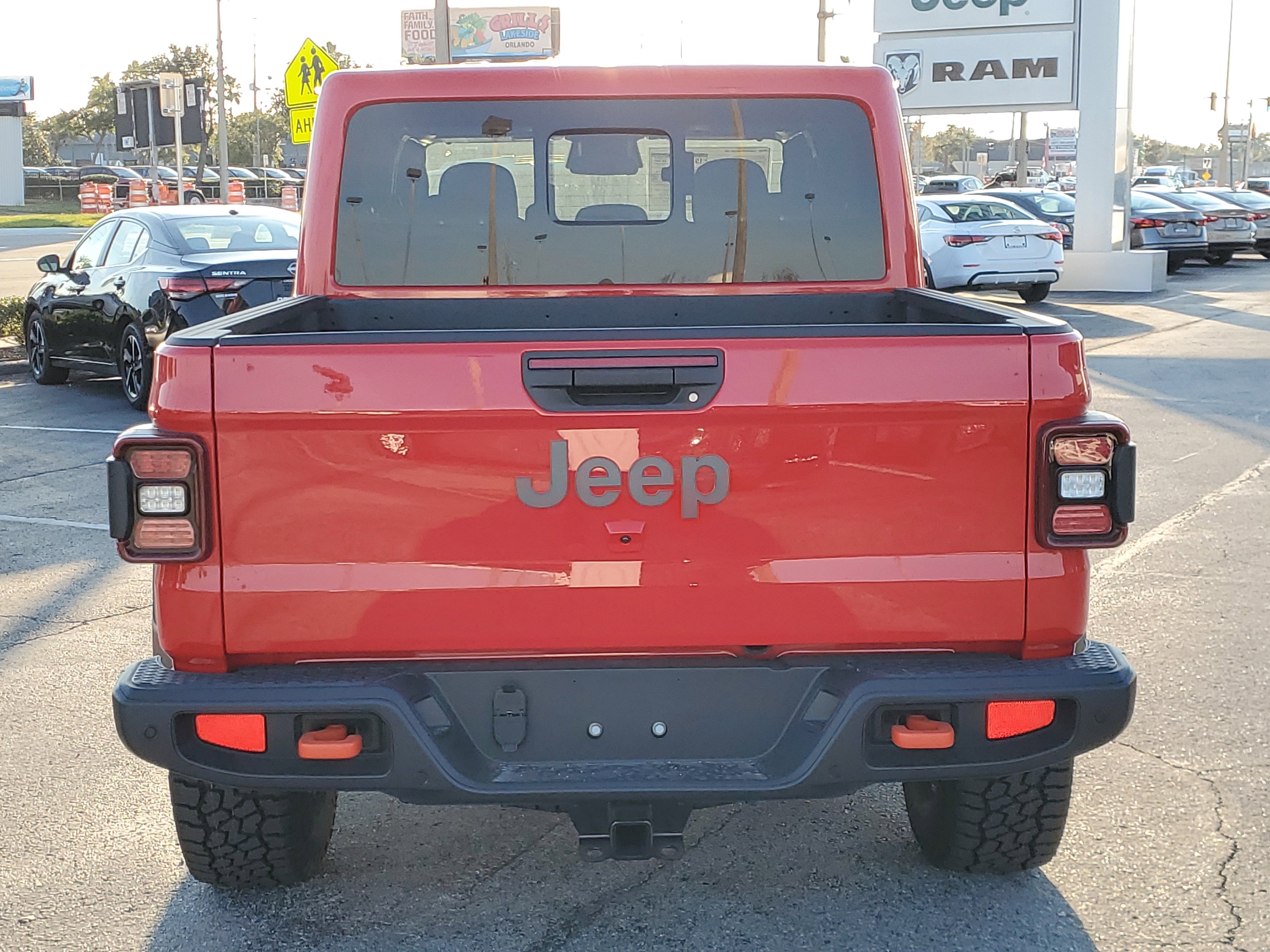 New 2026 Firecracker Red Clearcoat (DISC) Jeep Mojave image 5