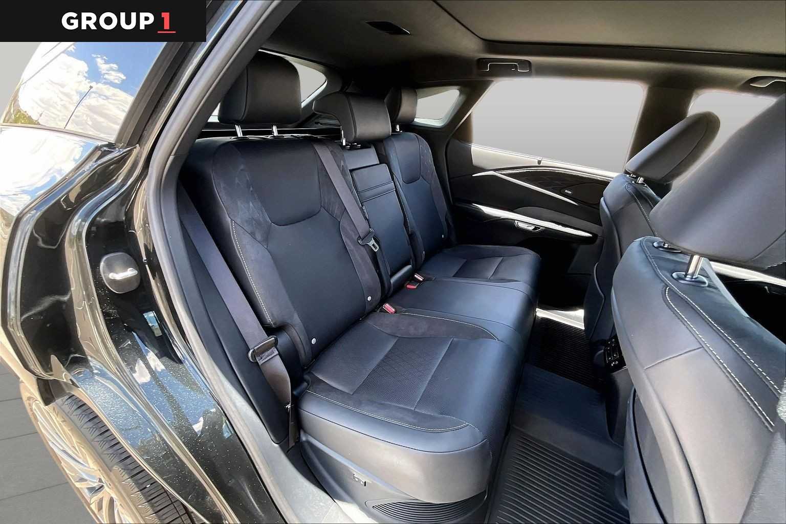 Certified Used 2025 Caviar Lexus Luxury image 18