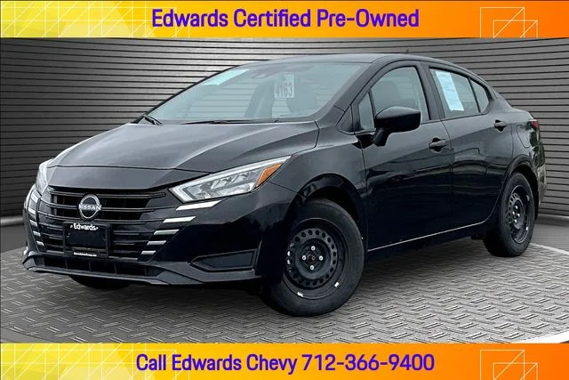 2025 Nissan Versa 1.6 S CVT's photo