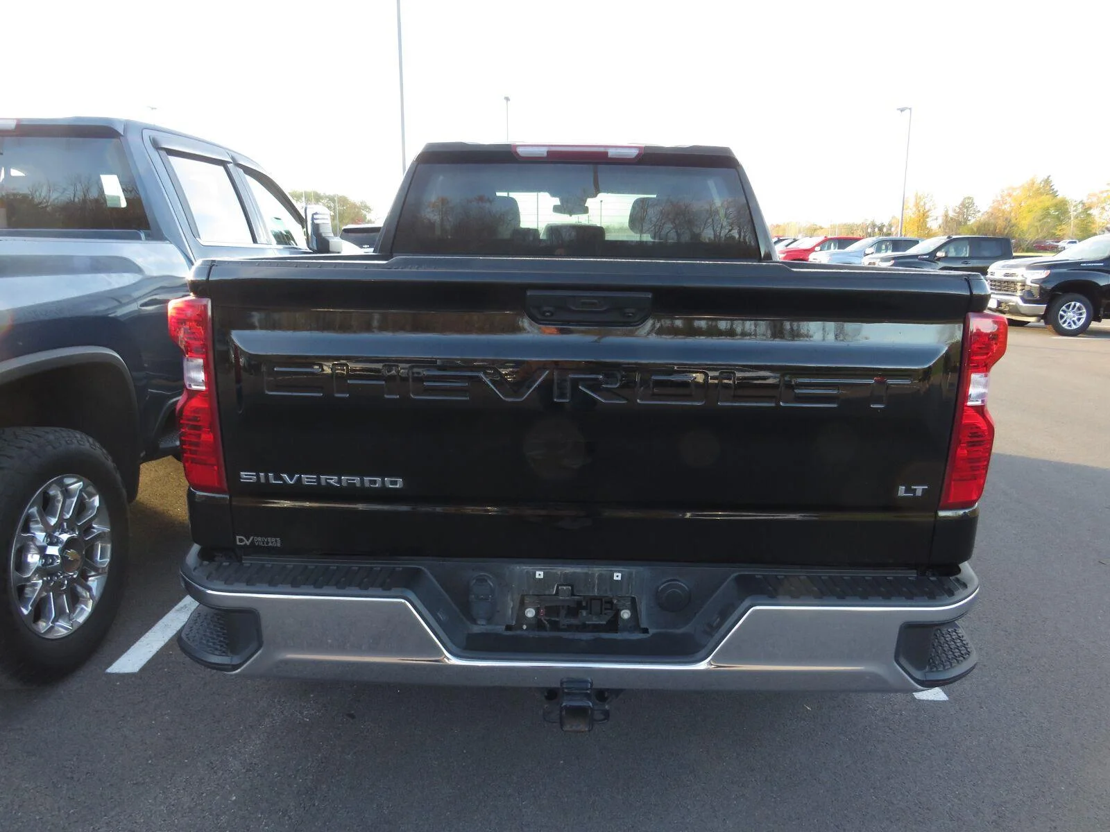 Used 2023  CHEVROLET TRUCK  image 14