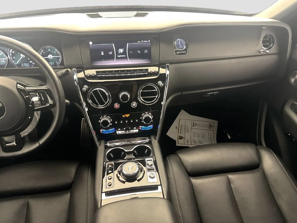 2024 Rolls-Royce Cullinan Base - Photo 25