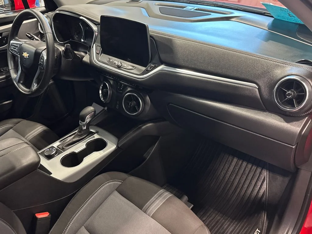 Used 2023 Red Chevrolet LT image 30