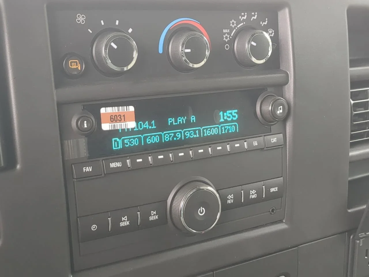 New 2025 Summit White GMC Work Van image 13