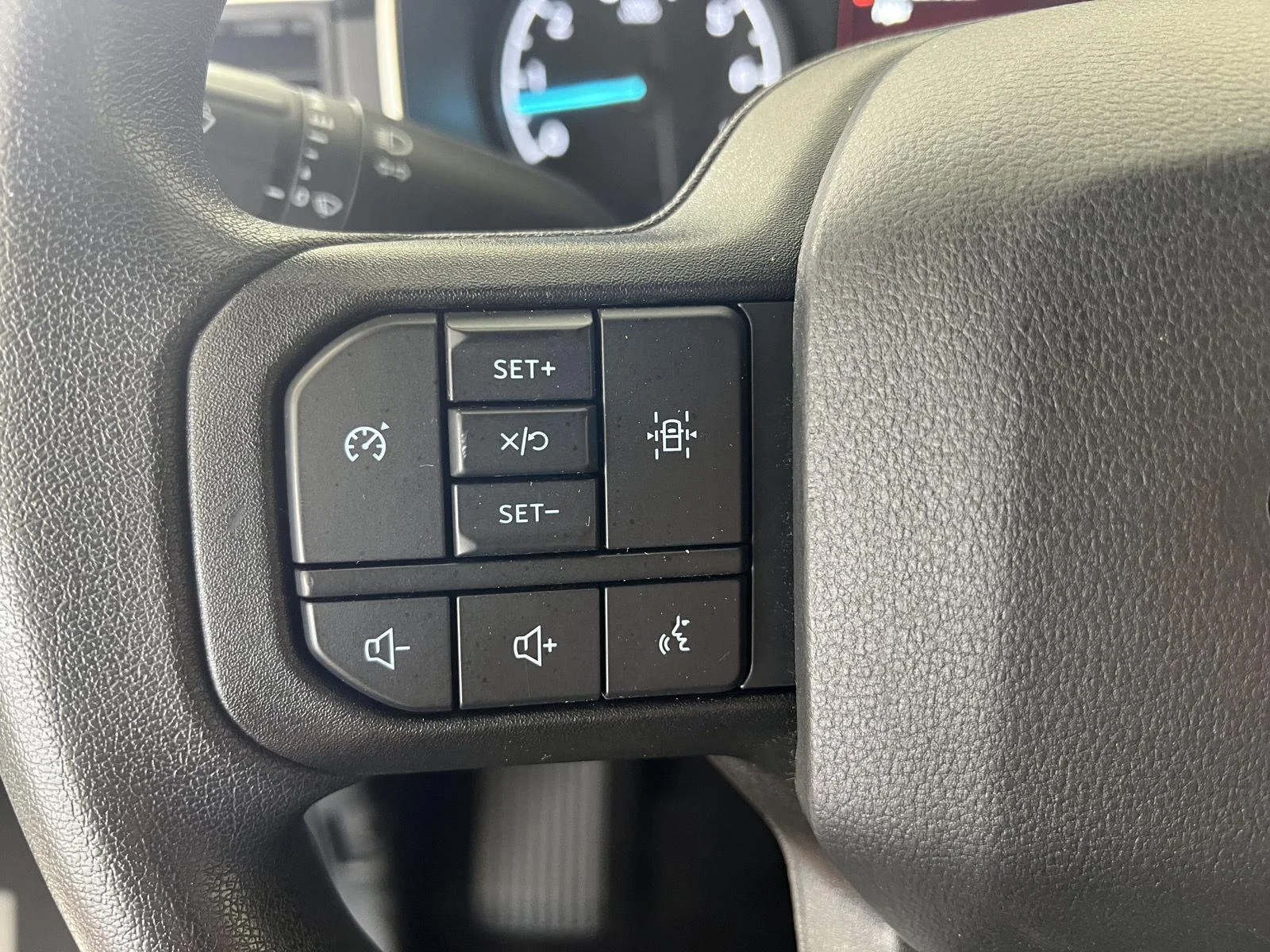 Used 2022 Gy Ford XL image 9