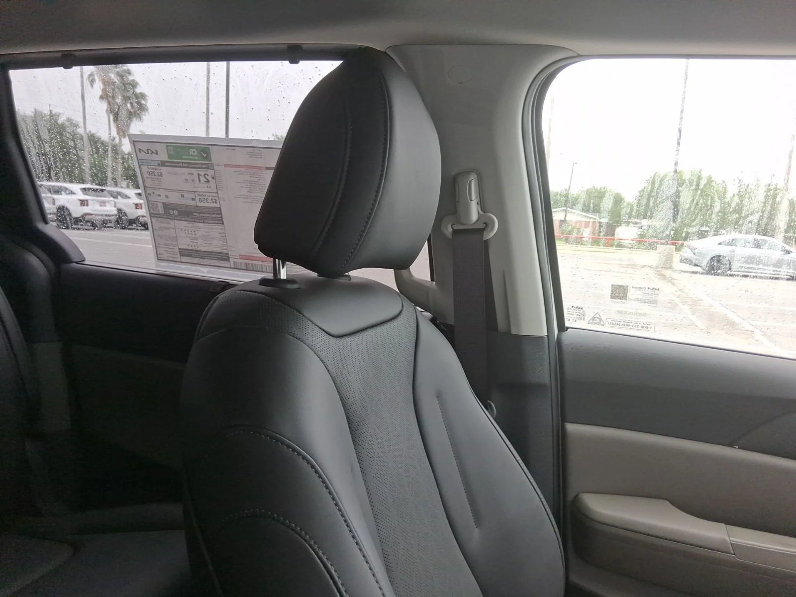 New 2026 White Kia EX image 12