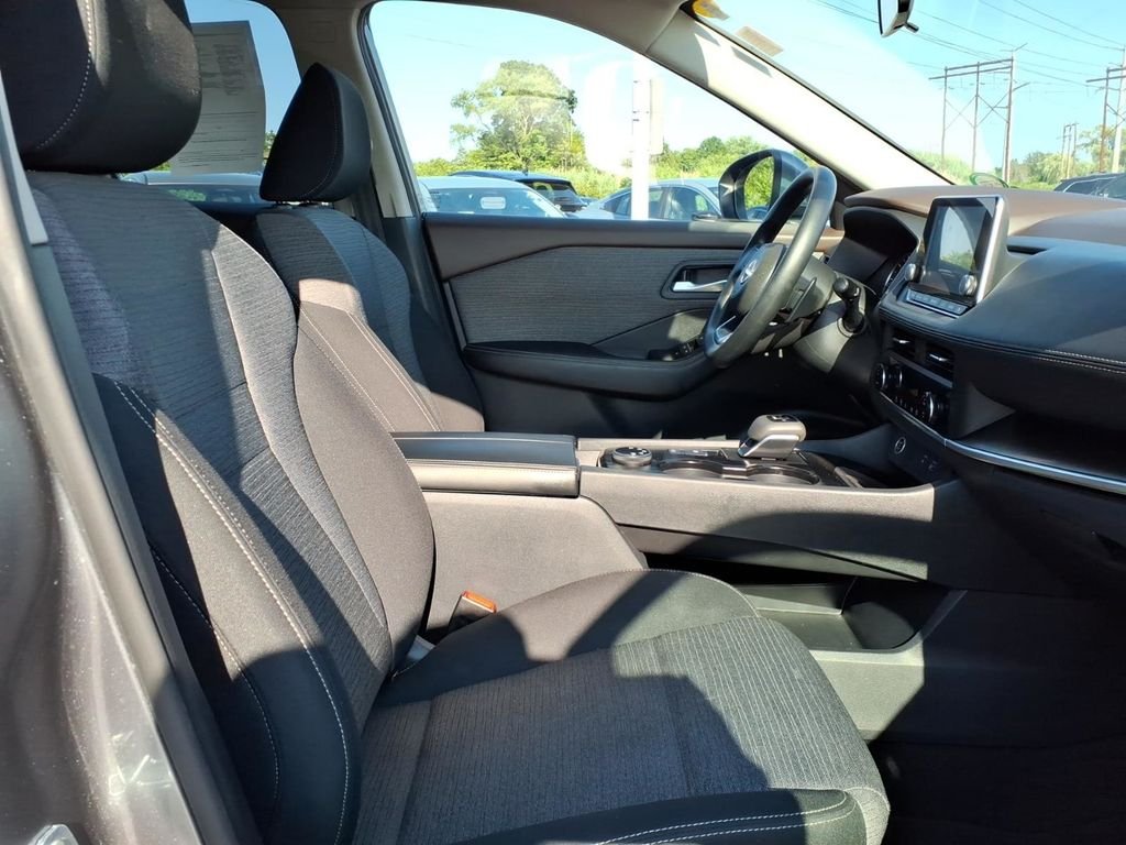 Used 2023 Gun Metallic Nissan SV image 26