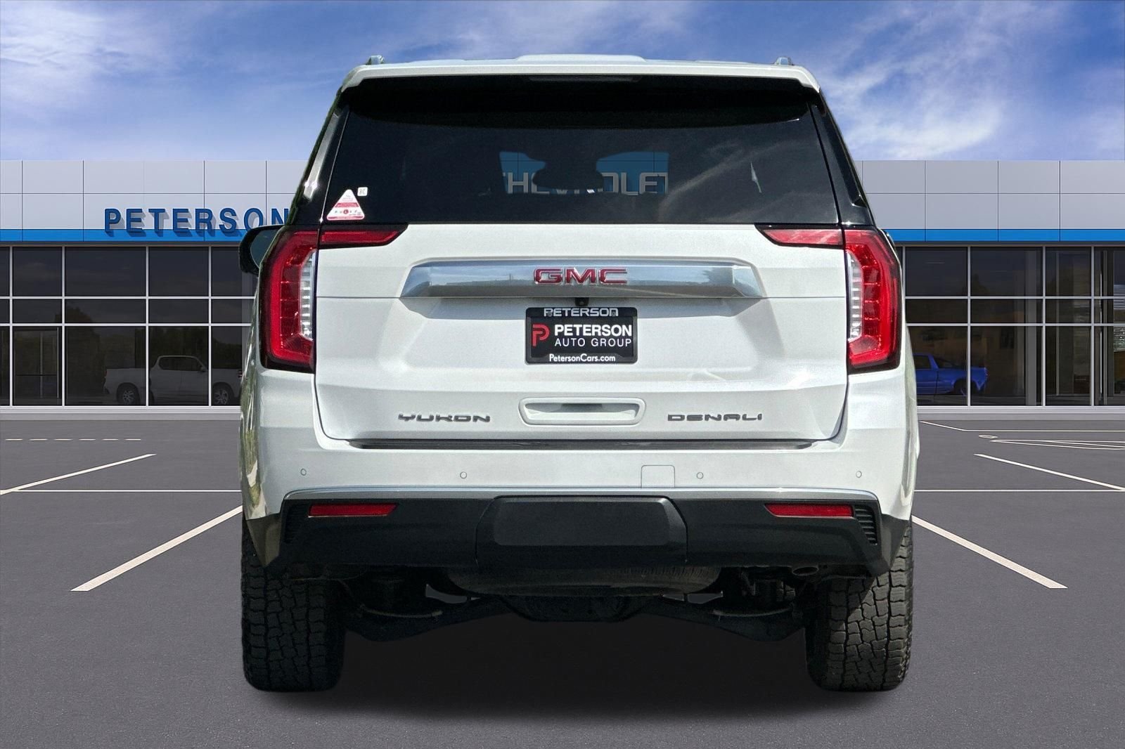 Used 2024 White GMC Denali image 5