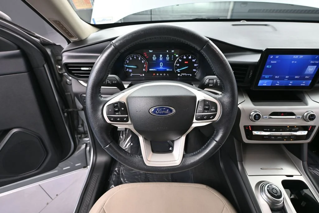 Certified Used 2022 Silver Ford XLT image 20
