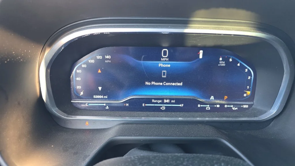 Used 2022 White Chevrolet LT image 17