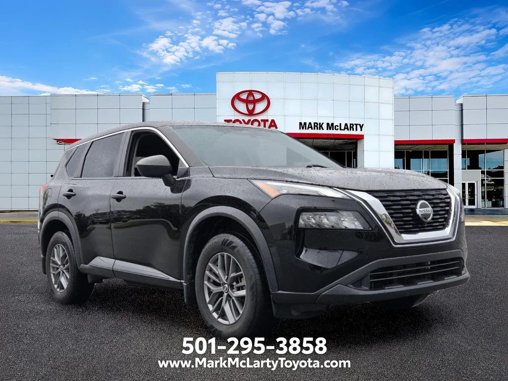 Used 2021 Black Nissan S image 7