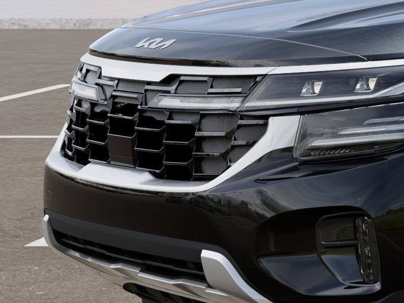New 2026 Fusion Black Kia SX image 12