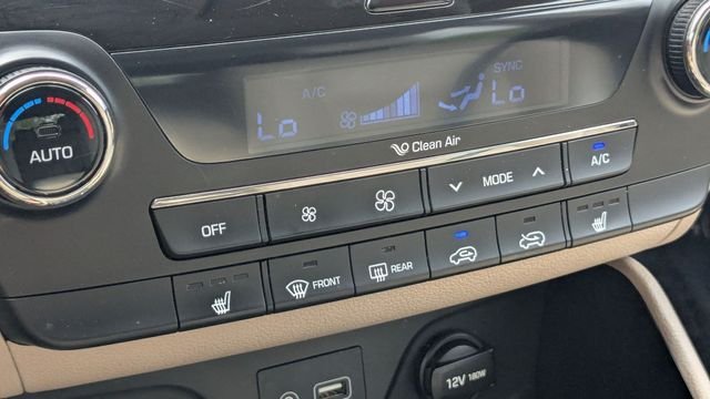 Used 2018 Black Hyundai SEL Plus image 21