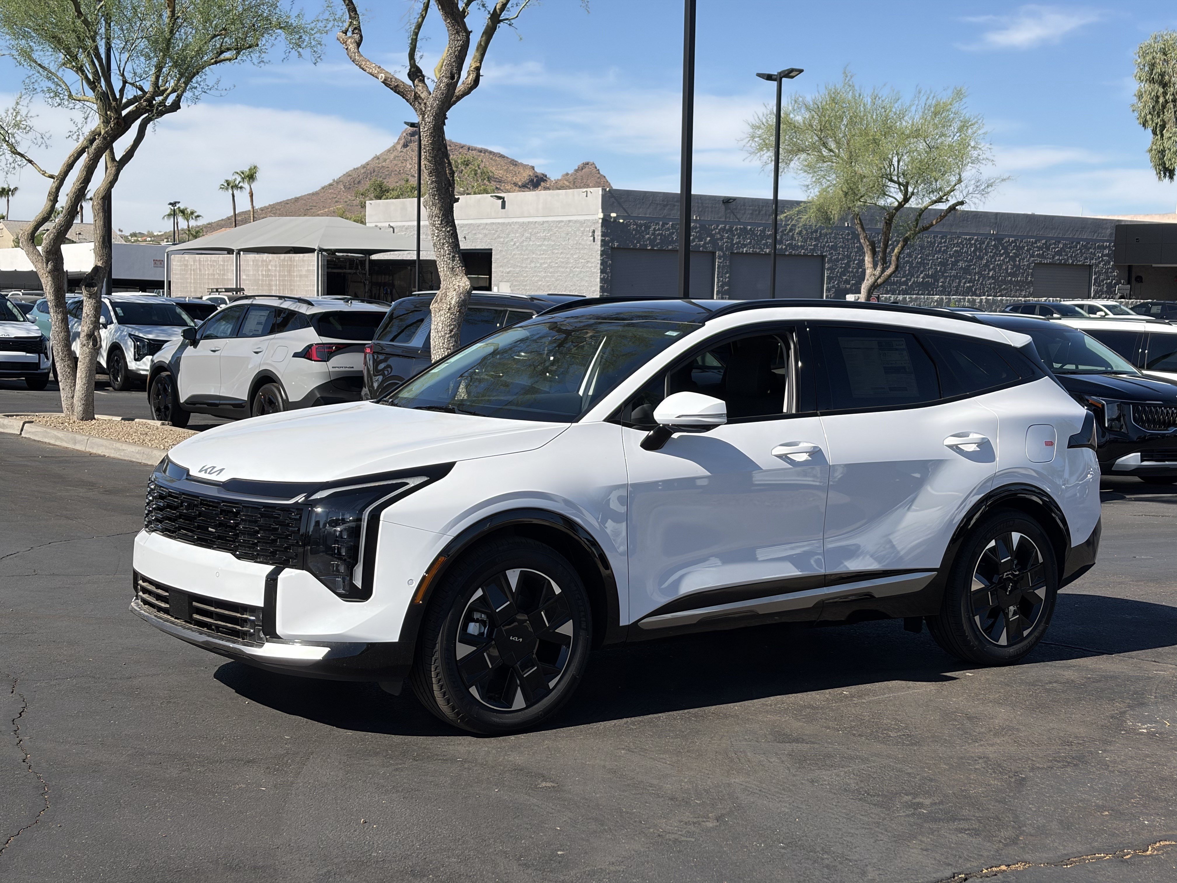 New 2026 Glacial White Pearl Kia SX Prestige image 6