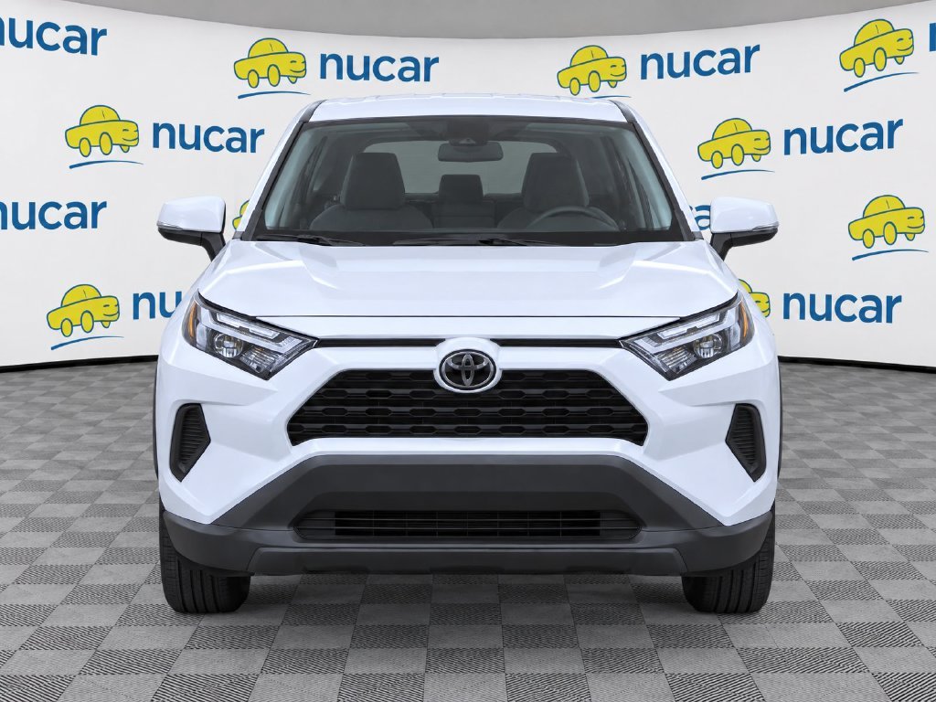 Used 2025 White Toyota LE image 5