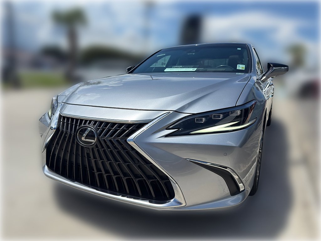 Certified Used 2024 IRIDIUM Lexus Ultra Luxury image 4