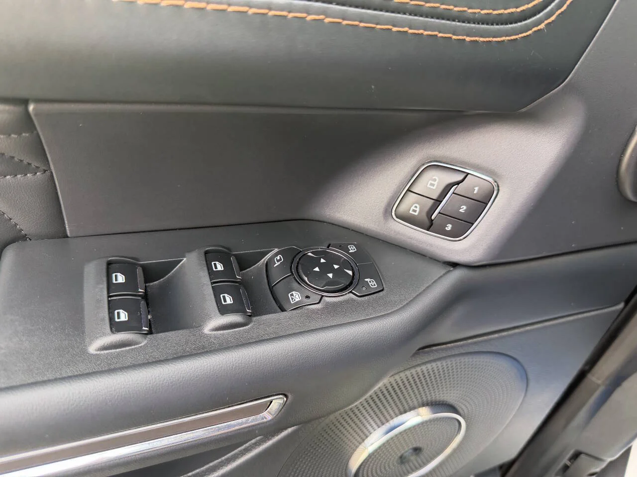 Used 2023 Stone Blue Ford Platinum 4x4 4dr SUV image 21