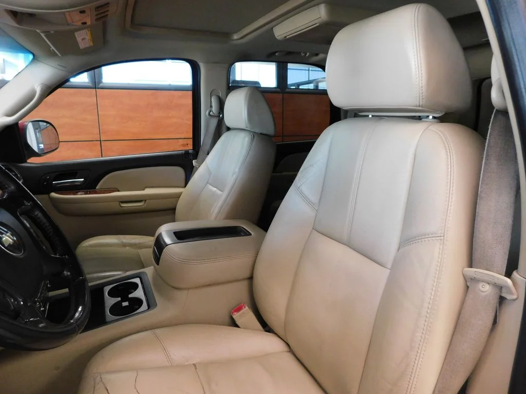 Used 2007 Sport Red Metallic Chevrolet LTZ image 16