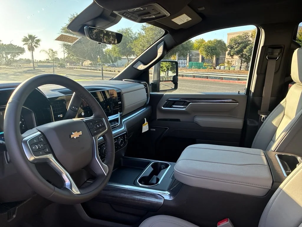 2026 Chevrolet Silverado 2500 HD LTZ - Photo 14