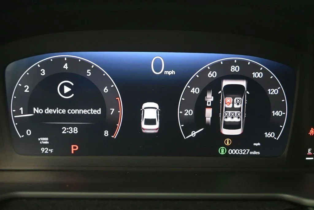 Certified Used 2026 Solar Silver Metallic Honda SE image 14