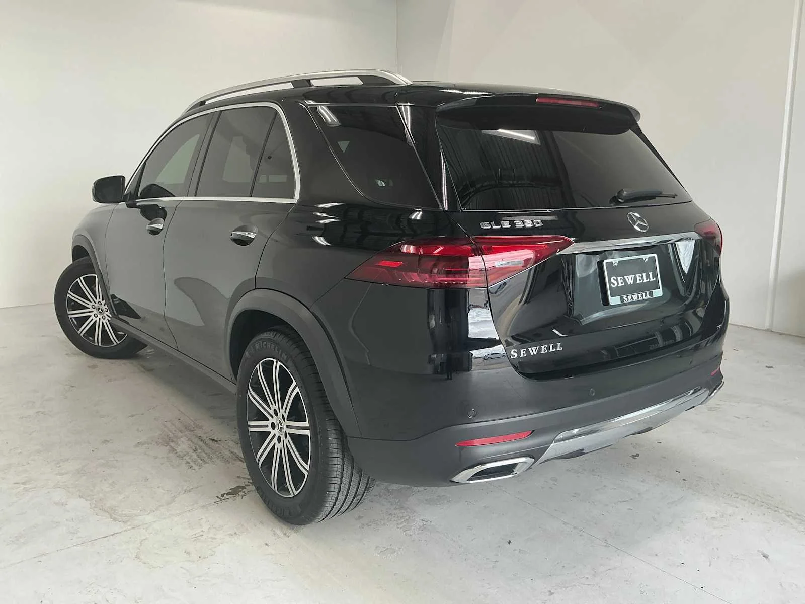 Certified Used 2026 Black Mercedes-Benz GLE 350 image 6