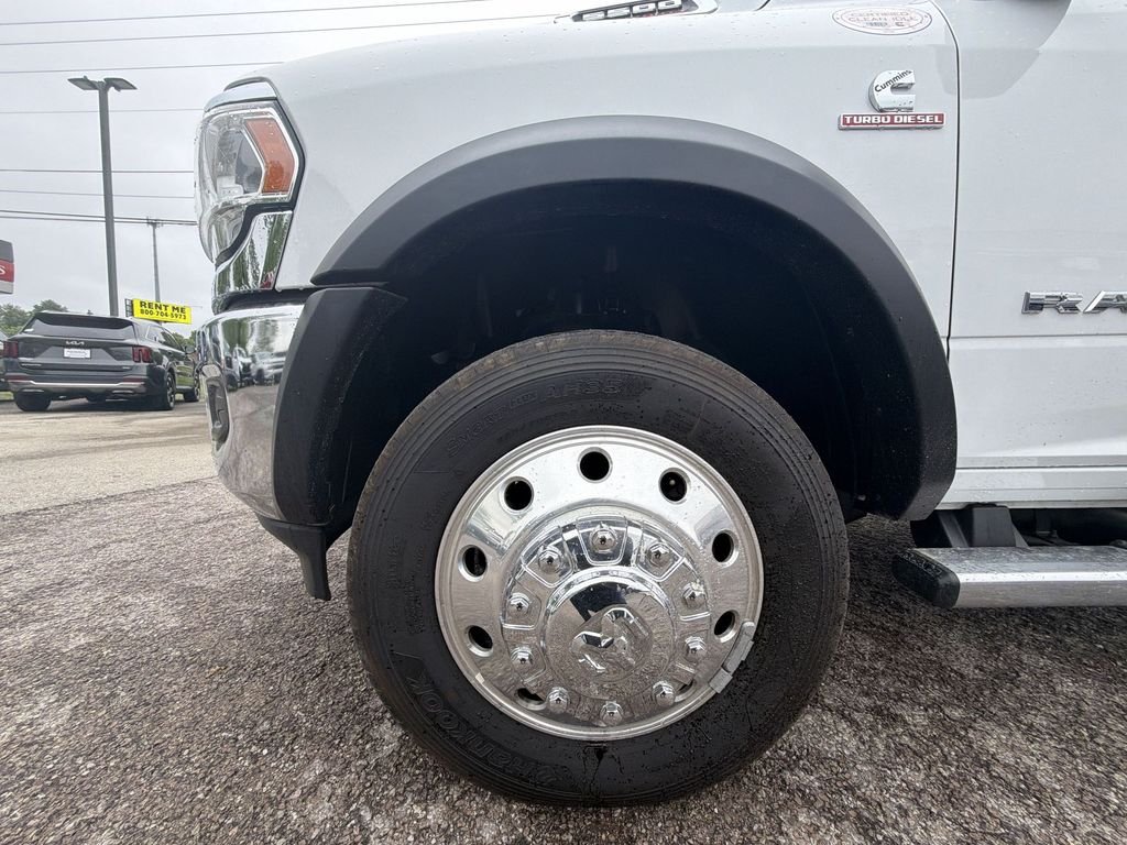Used 2024 White Ram SLT image 10