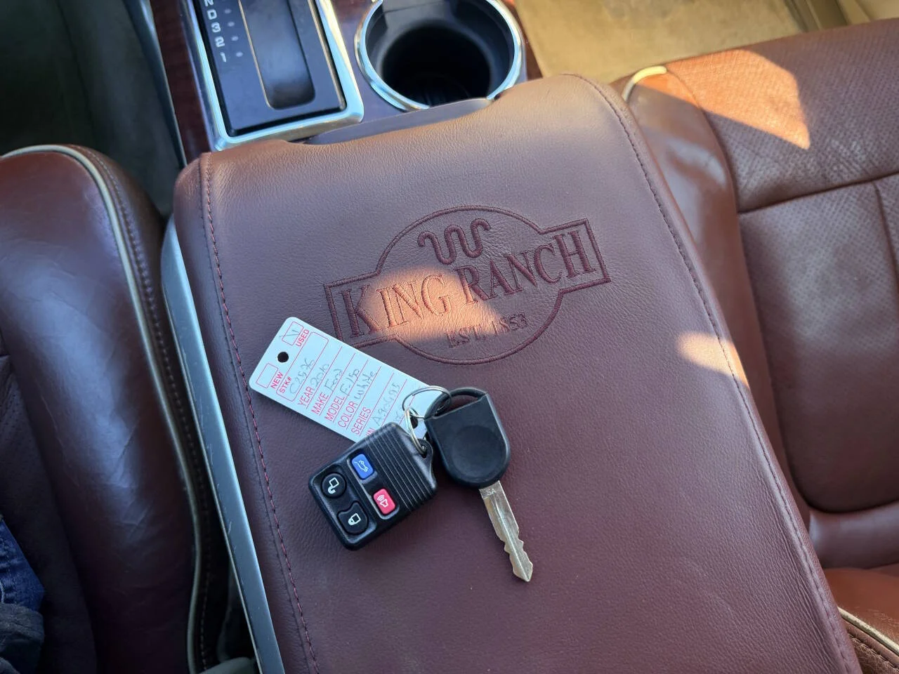 Used 2010 White Ford King Ranch 4x2 4dr SuperCrew Styleside 5.5 ft. SB image 32