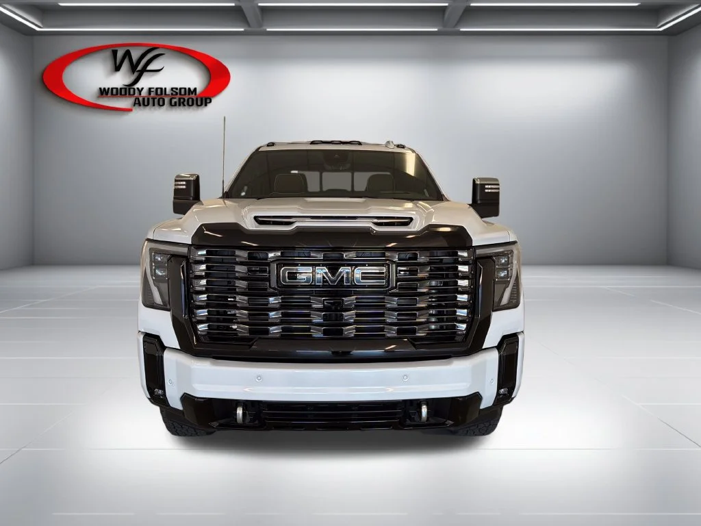 New 2026 Glacier White Tricoat GMC Denali Ultimate image 2