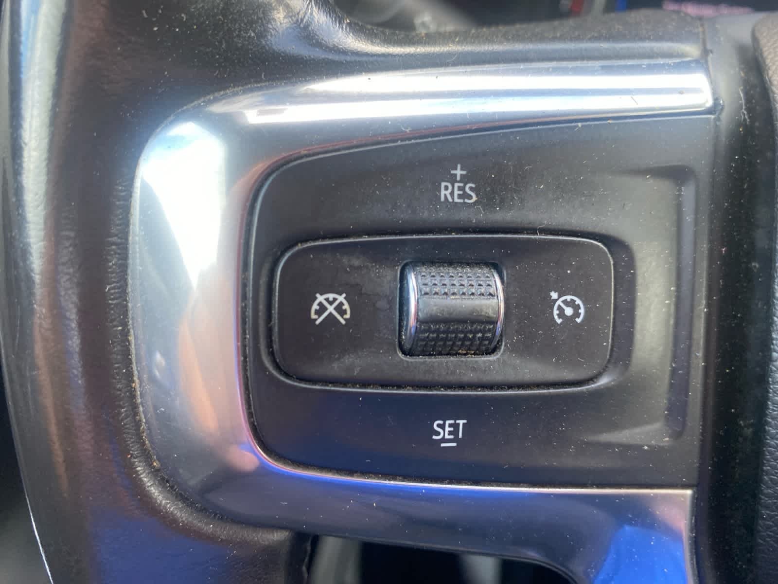 Used 2019 SUMMIT WHITE Chevrolet 2LT image 26