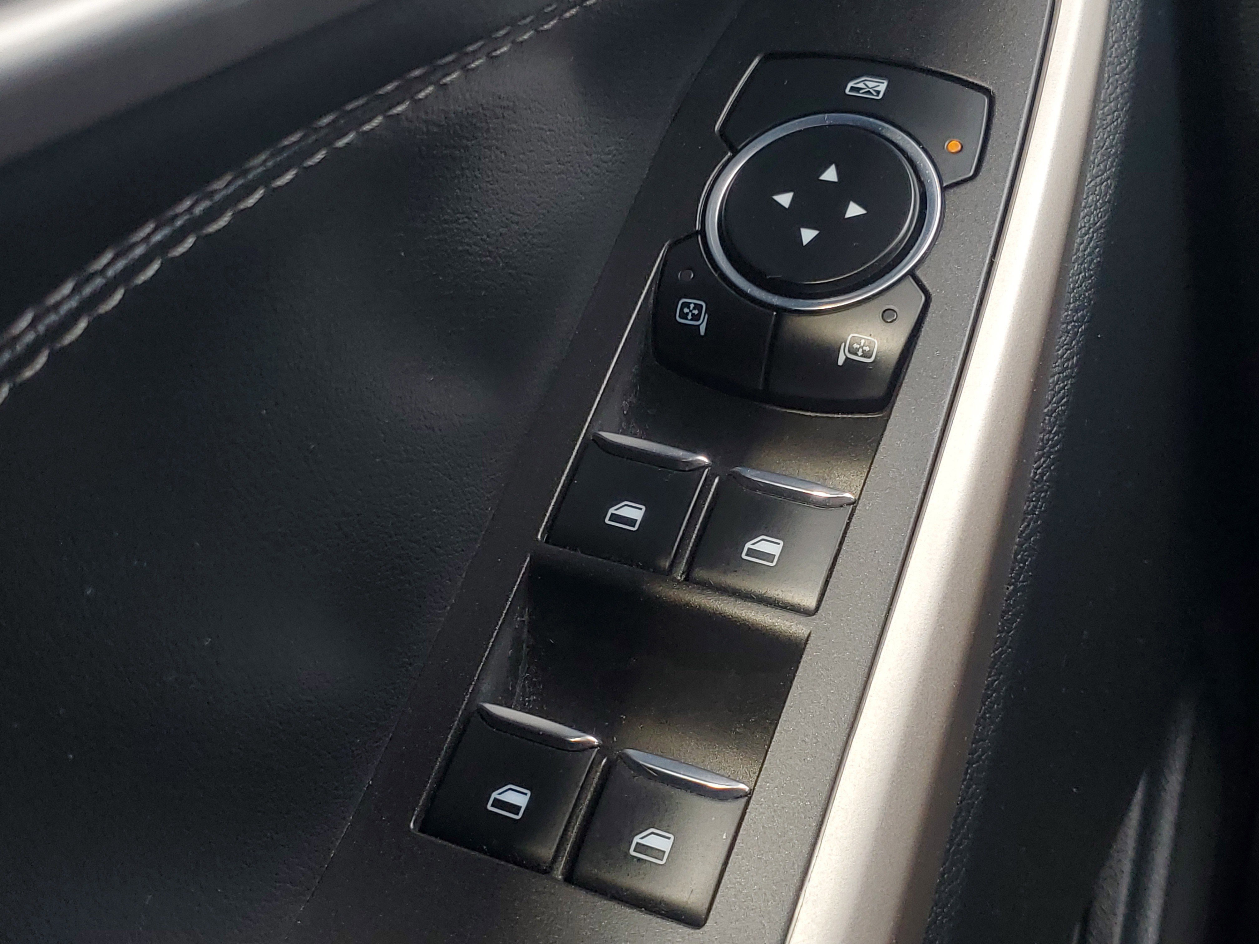 Used 2023 Blue Ford XLT image 22