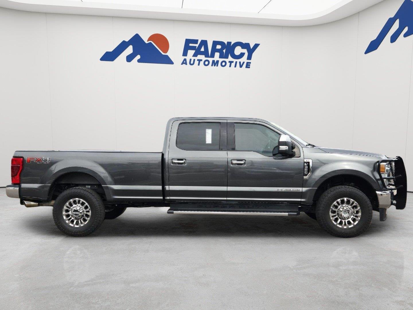 Used 2020 Magnetic Ford XLT image 4