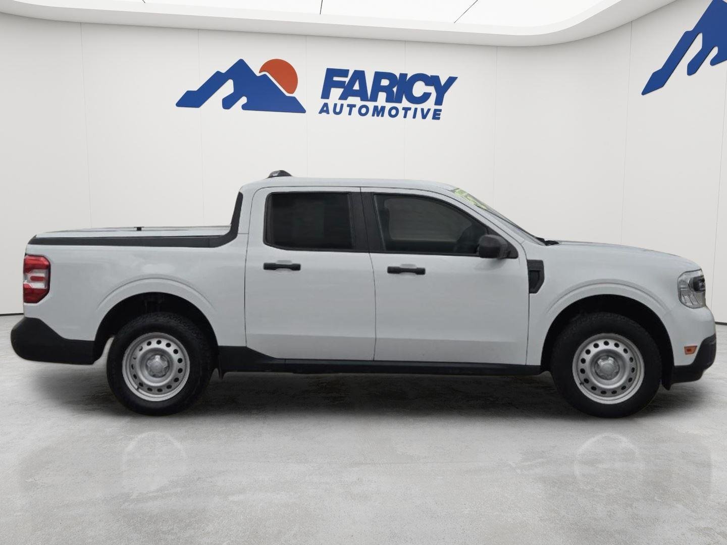 Used 2022 Oxford White Ford XL image 8