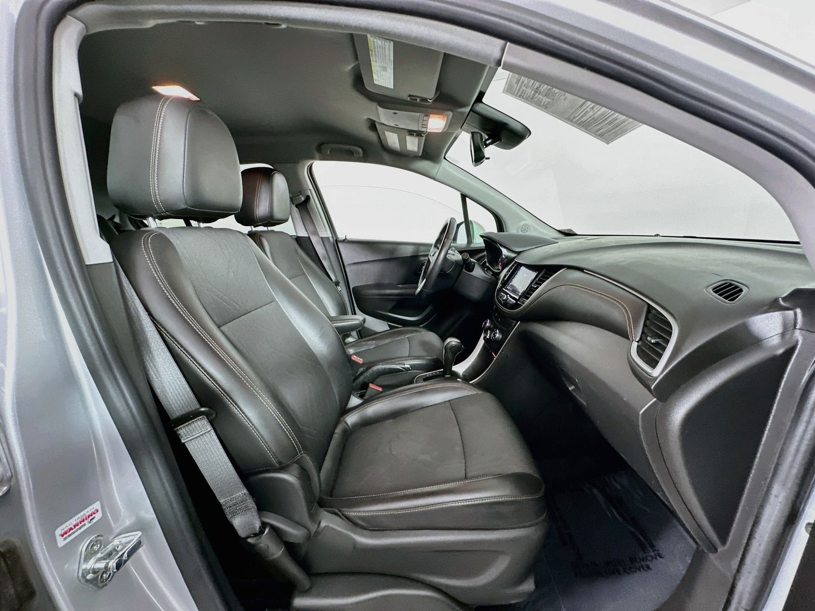 Used 2020 Silver Ice Metallic Chevrolet LT image 26