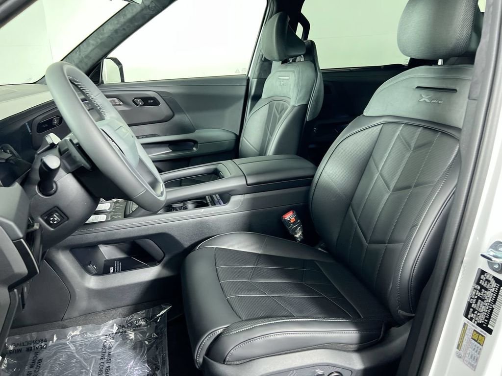 New 2027 Glacial White Pearl Kia X-Pro SX Prestige image 12