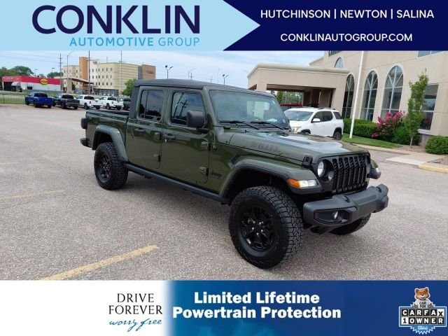 Used 2023 Green Jeep Willys image 1