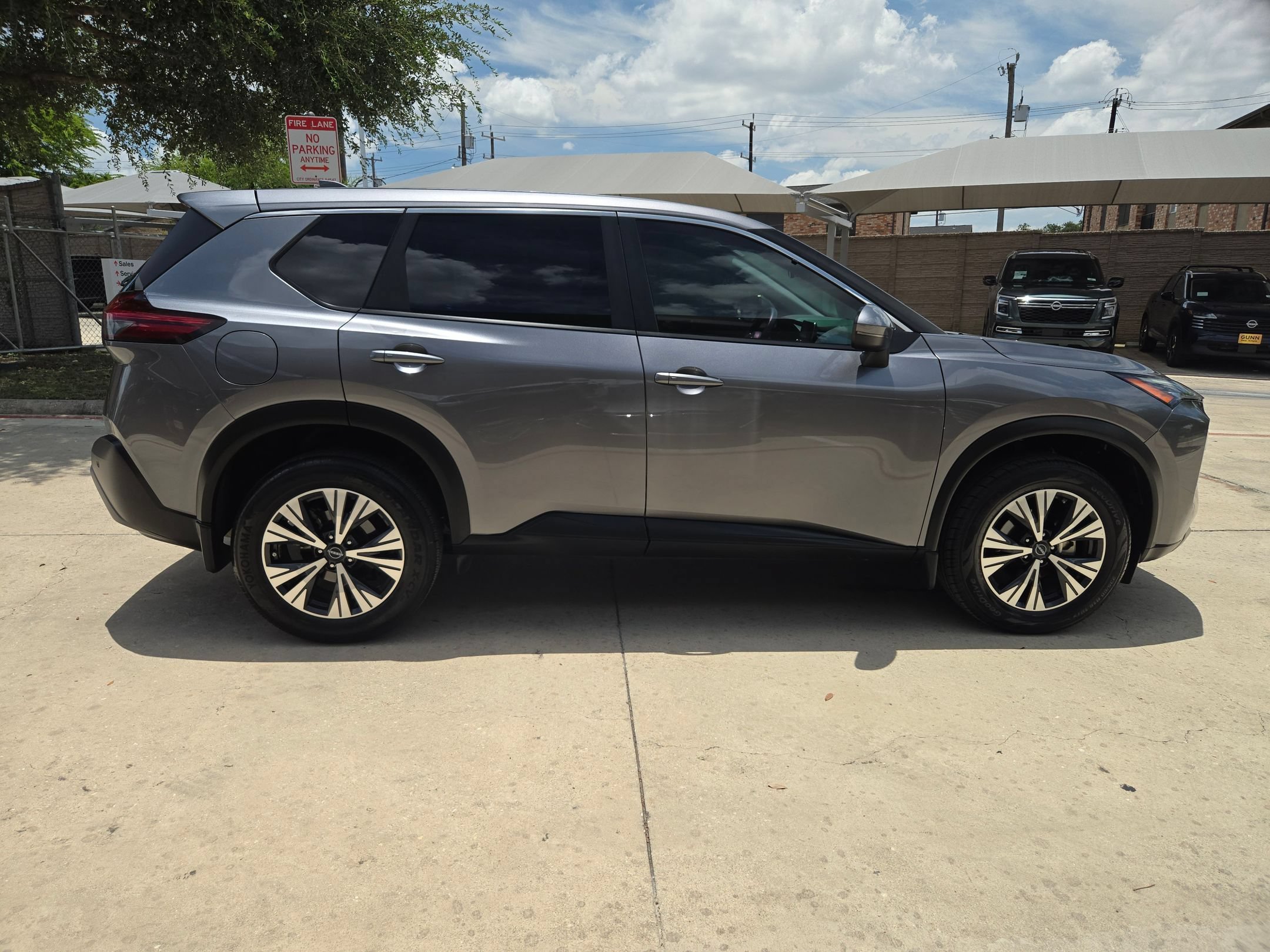 Used 2023 Gun Metallic Nissan SV image 2