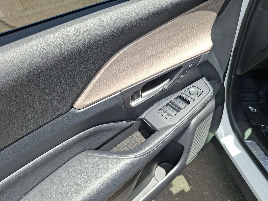 Used 2025 Toyota Grand Highlander SUV