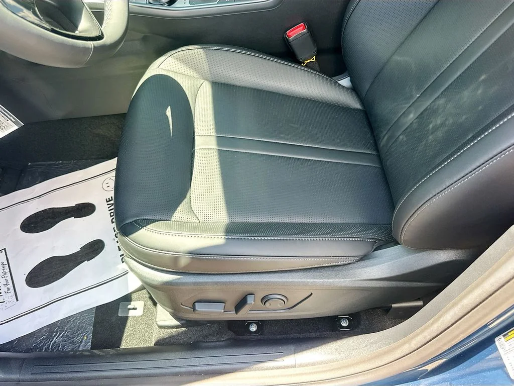 New 2026 Mineral Blue Kia EX image 20