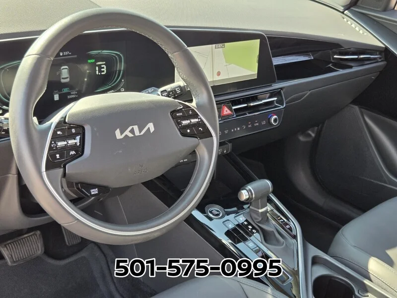 Used 2023 Red KIA EX FWD image 9