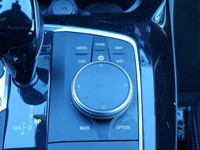 Used 2025 Gray BMW xDrive30i image 26