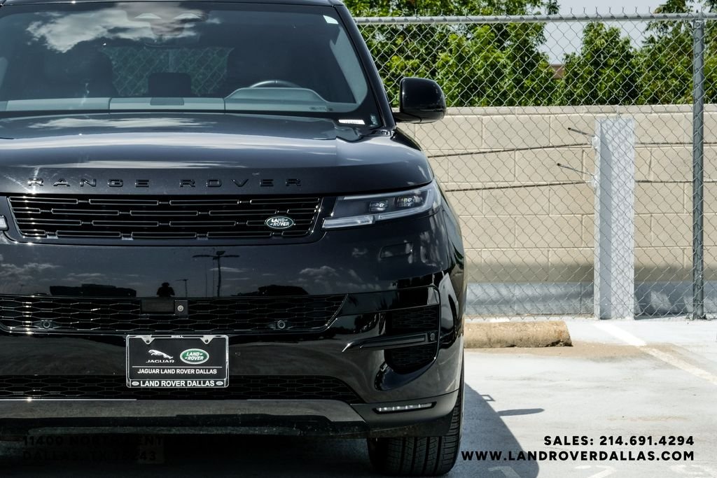 Certified Used 2025 Santorini Black Metallic Land Rover SE image 53