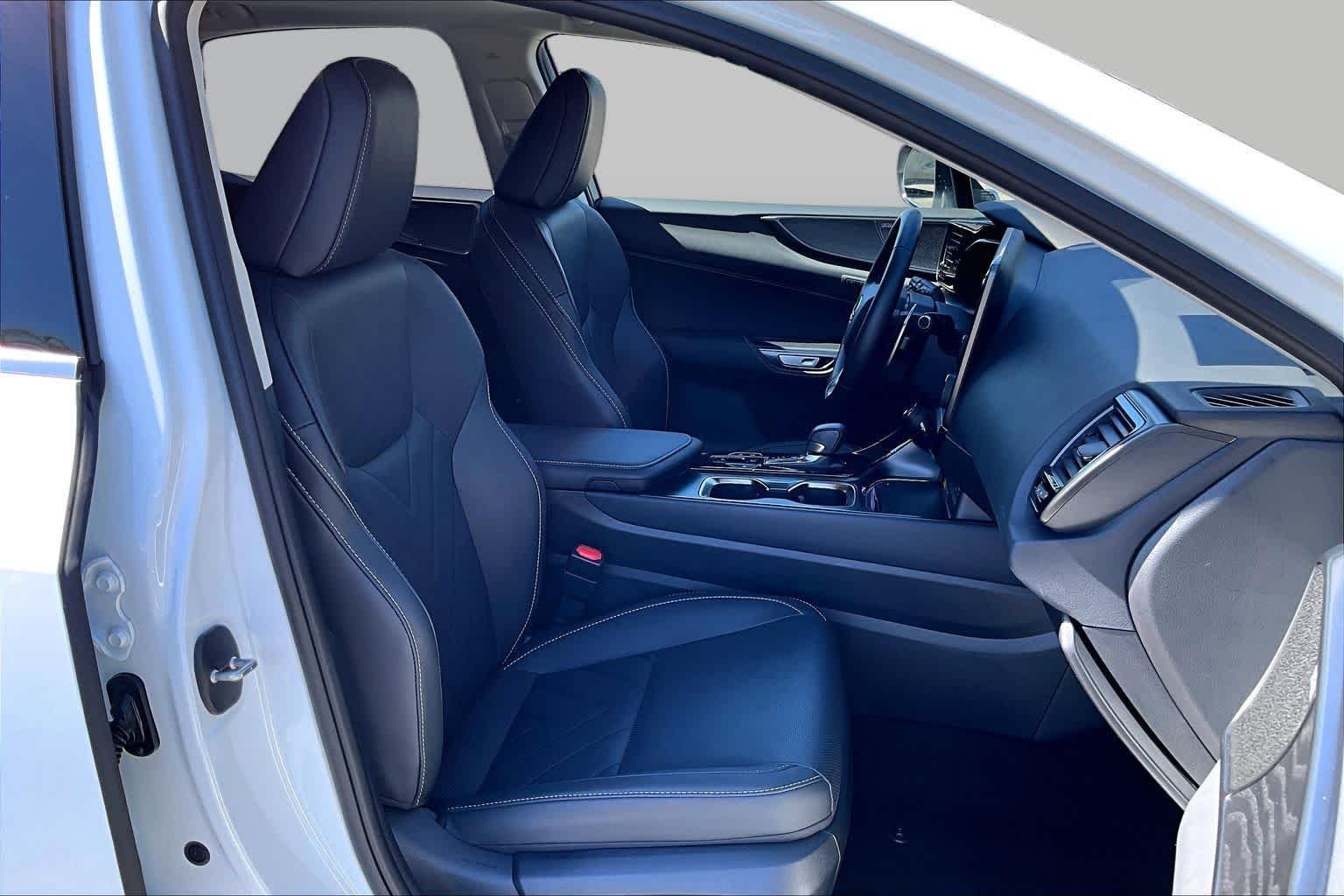 Certified Used 2026 ULTRA WHITE Lexus Luxury image 8