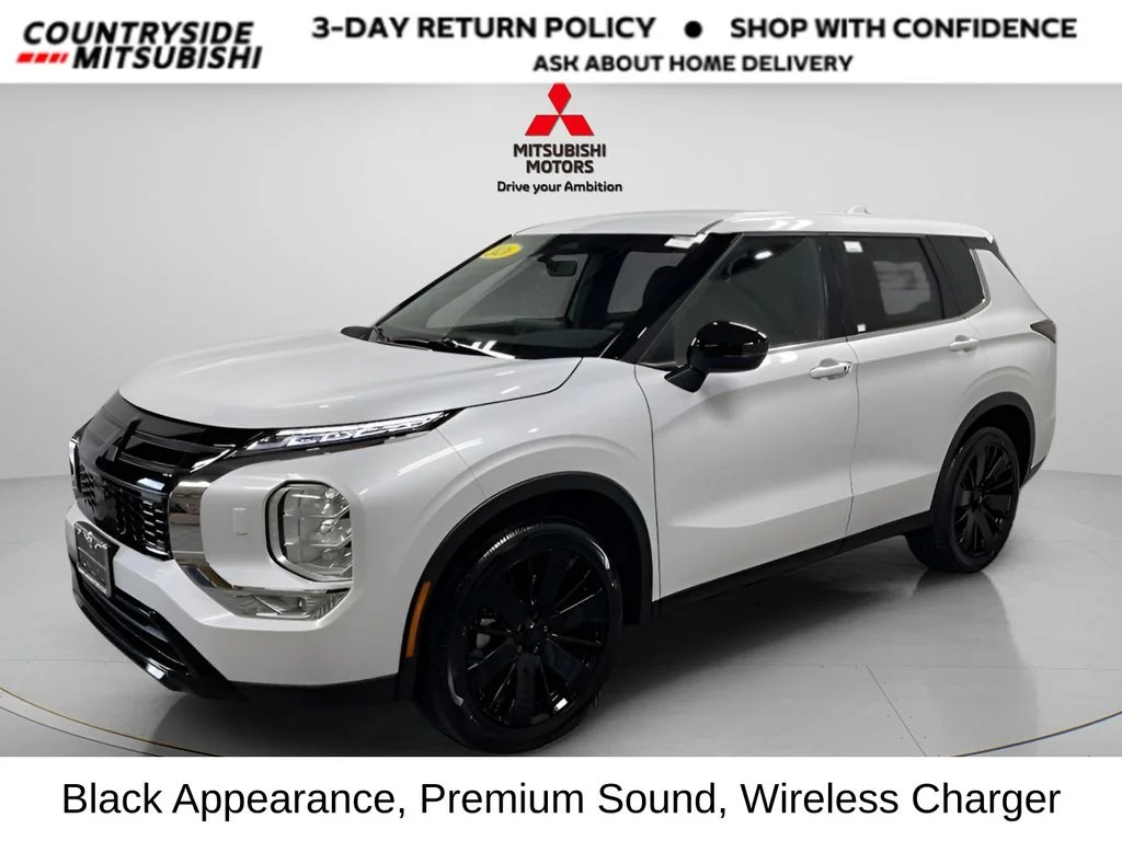 2026 Mitsubishi Outlander LE S-AWC's photo