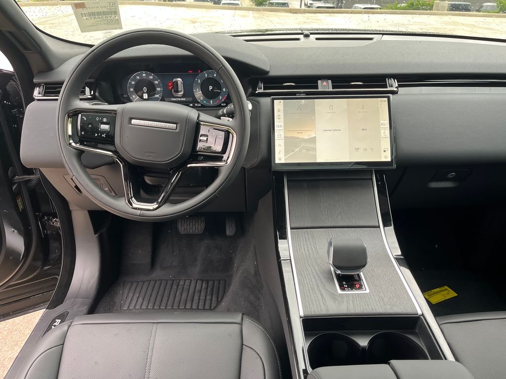New 2026 Santorini Black Land Rover S image 12