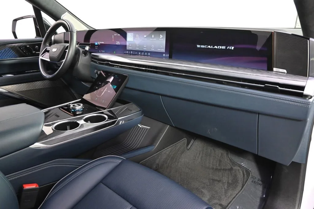 2025 Cadillac Escalade IQ Luxury 2 - Photo 15