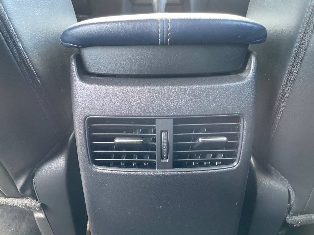 Used 2020 Silver Mazda Select image 15
