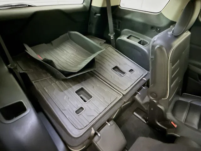 Certified Used 2019 Quicksilver Metallic GMC Denali image 29