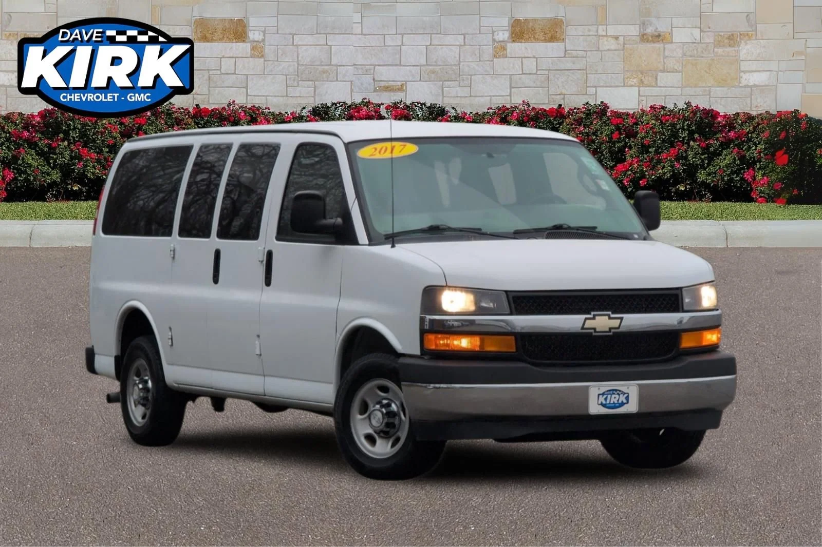 2017 Chevrolet Express 2500 LS's photo